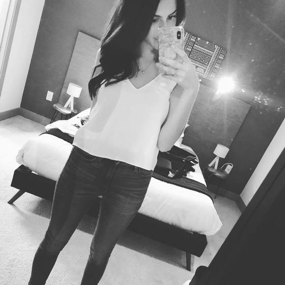 Meet your Posher, Sara - Picture 1 of 1